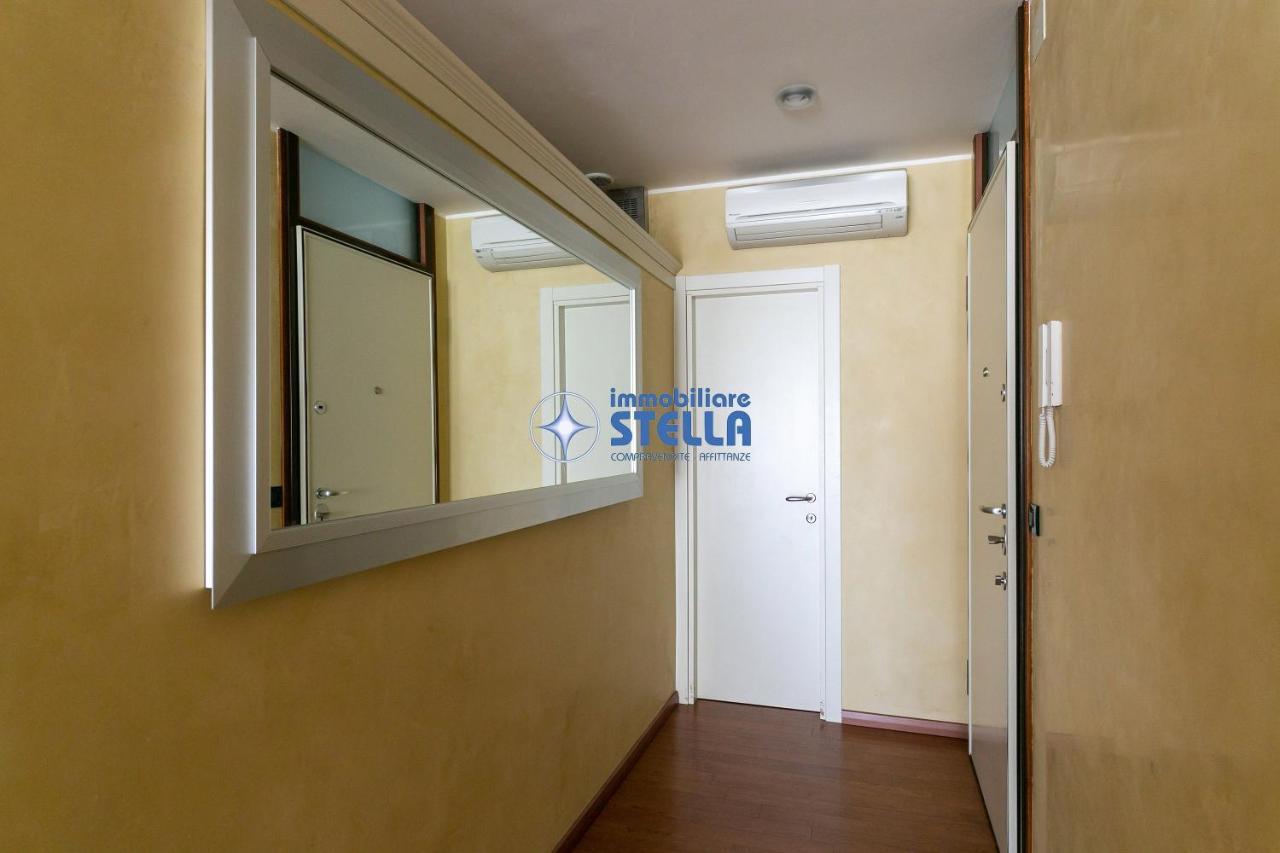 Condominio Adriatico Lido di Jesolo Exterior photo